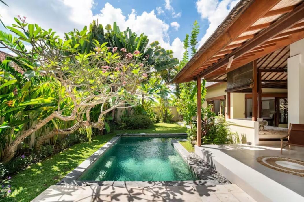 Villa Shanti, Sitara Villa Group Seminyak Zewnętrze zdjęcie